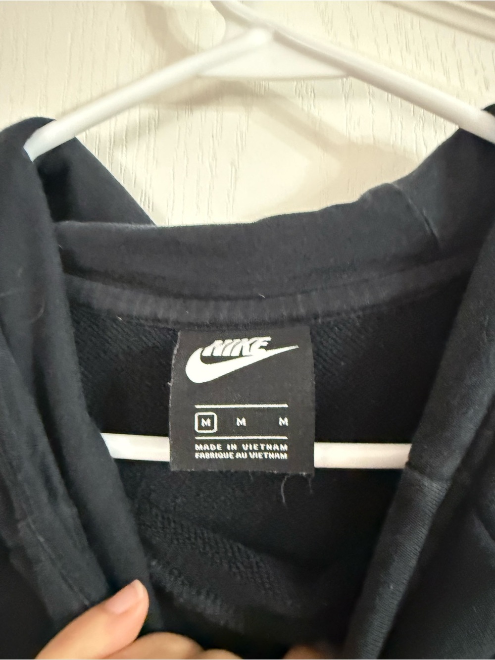 Nike Women’s Black Logo Hoodie Size Med. MY-124 - Picture 3 of 4